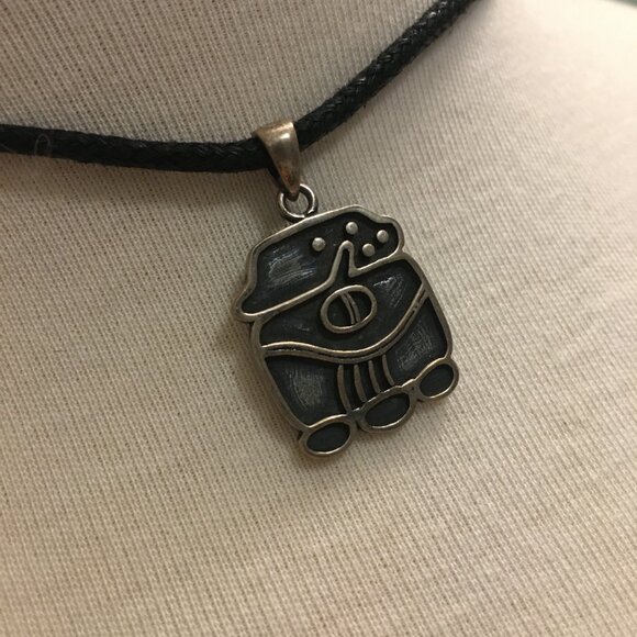 July Mayan Calendar Stamped Silver Taxco Pendant - Picture 2 of 9